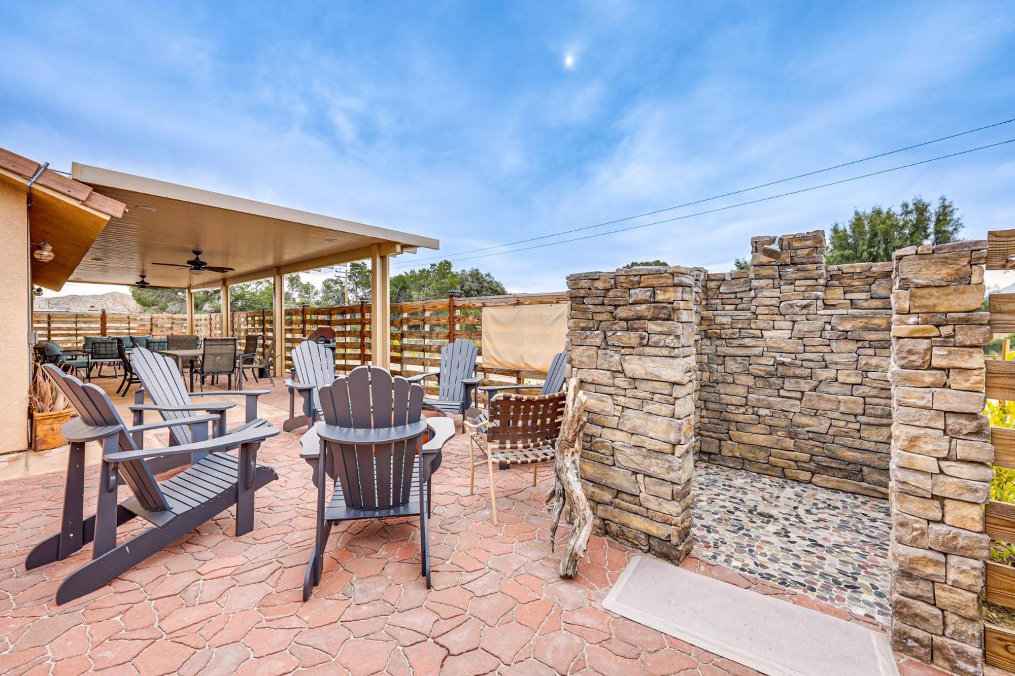 Updated Abode 22 Mi To Joshua Tree National Park! Morongo Valley Exterior foto